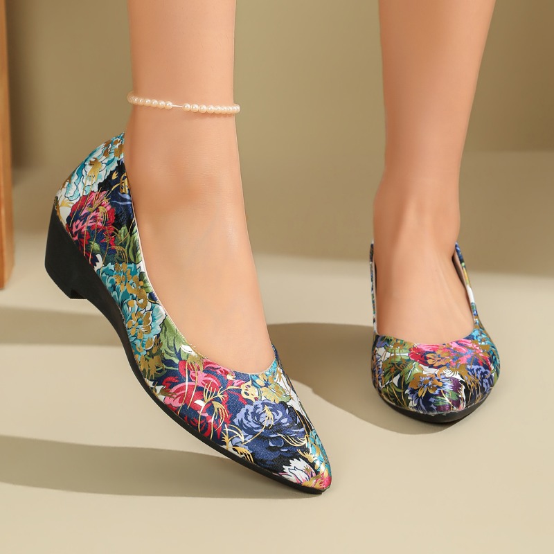 Women Shoes Xxl - Women Pointed‑Toe Floral Print Wedge Pumps